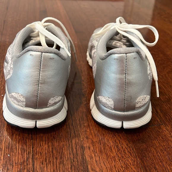 Nike Free 5.0s - python and silver! - Picture 7 of 11